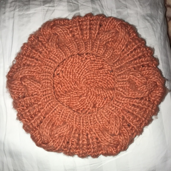 BDG orange beret - Picture 4 of 4